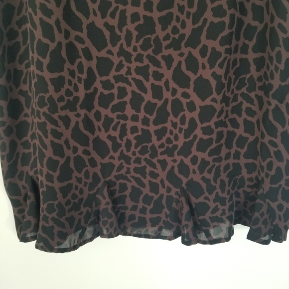Harold's 100% Silk Brown Leopard Print Skirt Size 8 Pleated Hem - Picture 3 of 11